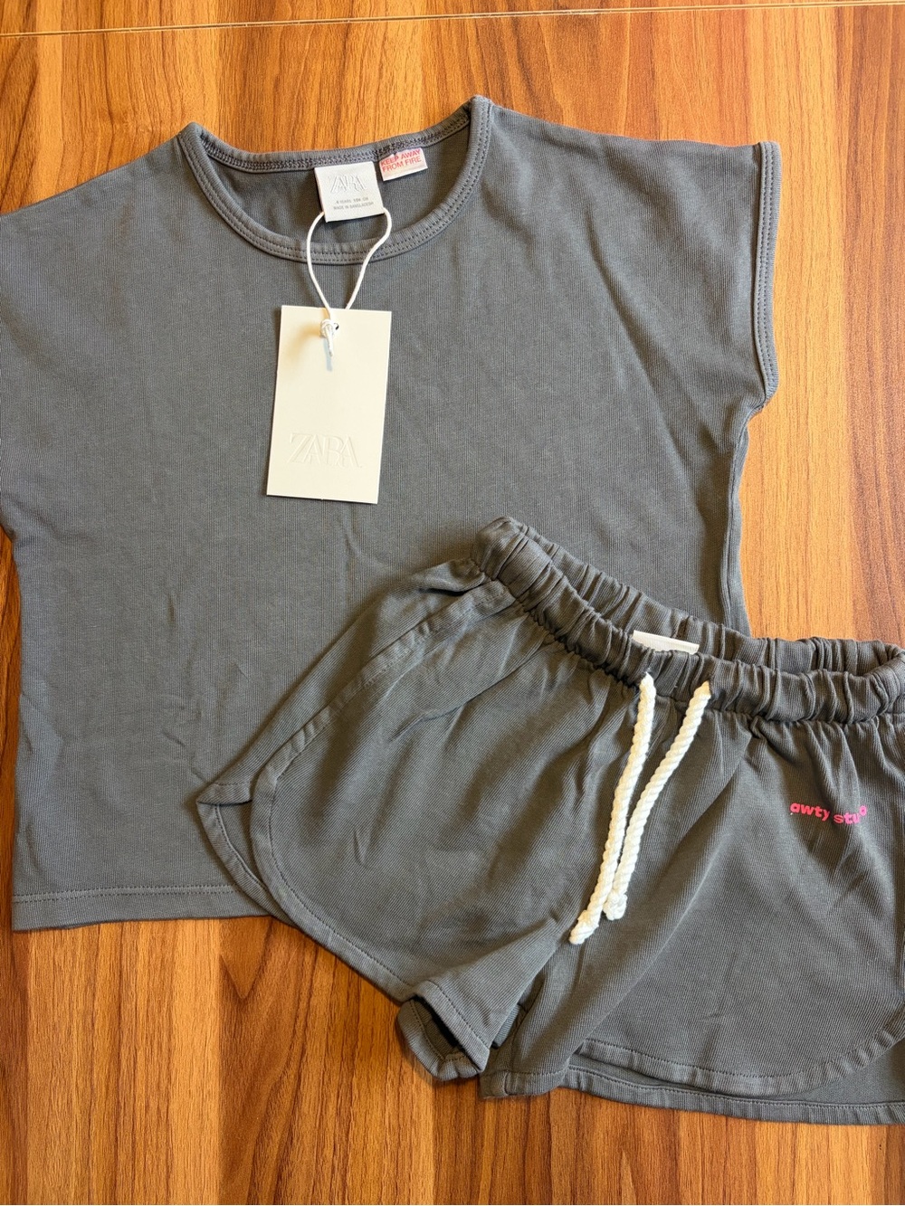 NWT Zara 4Y Charcoal Gray Shorts Set